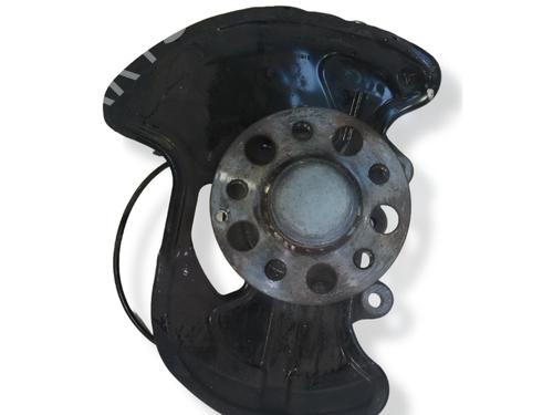 right-front-steering-knuckle-mercedes-benz-c-class-w204-2007-2008-2009-2010-2011-2012-2013-2014-2015-33406984 main image