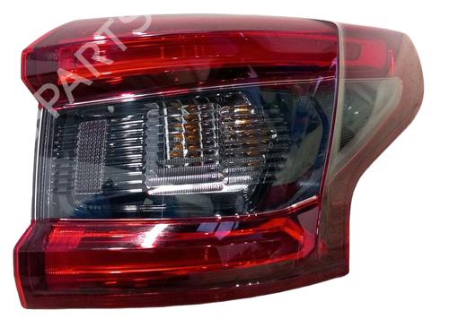 right-taillight-nissan-qashqai-ii-j11-j11_-2013-34548236 main image