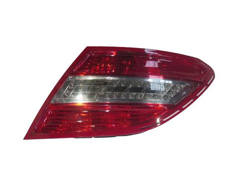 Used Right taillight Right taillight MERCEDES-BENZ C-CLASS (W204) C 220 CDI (204.008) (170 hp) 34547201 34547201