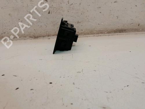 left-front-window-switch-opel-astra-j-p10-2009-2010-2011-2012-2013-2014-2015-2016-34463366 main image