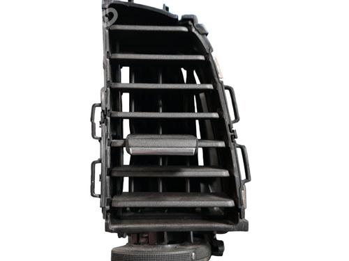 Grille d'aération Grille d'aération RENAULT MEGANE IV Hatchback (B9A/M/N_) 1.5 dCi 110 (B9A3) (110 hp) 34470095 34470095