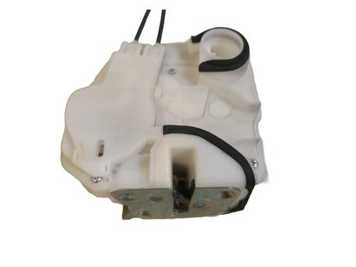 front-right-lock-mitsubishi-asx-ga_w_-2009-34493720 main image