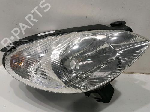 Used Right headlight Right headlight CITROËN XSARA PICASSO (N68) 2.0 HDi (90 hp) 34447232 34447232