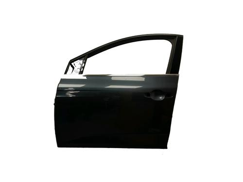 left-front-door-renault-megane-iv-hatchback-b9amn_-2015-33407147 main image