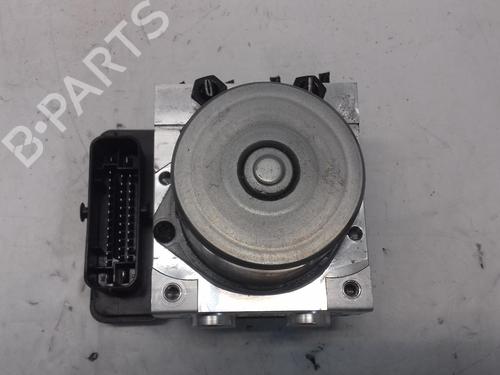 Used ABS pump HYUNDAI i20 II (GB, IB) [2014-2021]  14452650