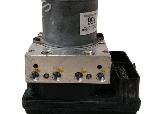Used ABS pump ABS pump HYUNDAI TUCSON (TL, TLE) 1.6 CRDi hybrid 48V (116 hp) 33406848 33406848