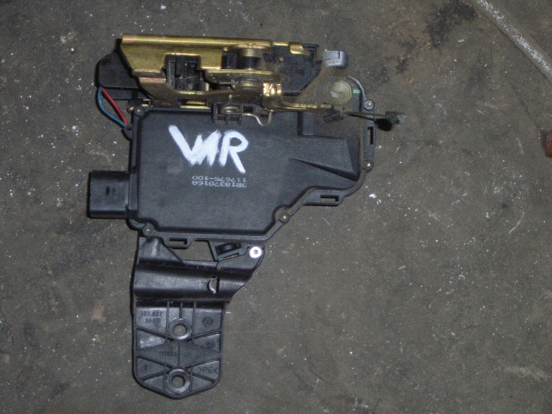 Electronic module VW PASSAT B5 (3B2) 1.6 2658687 | B-Parts