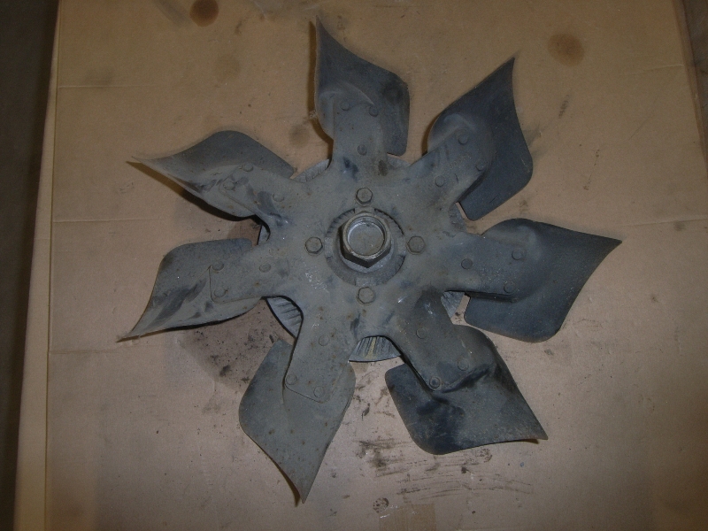 Radiator fan JEEP CHEROKEE (XJ) 2.5 TD 4x4 BParts