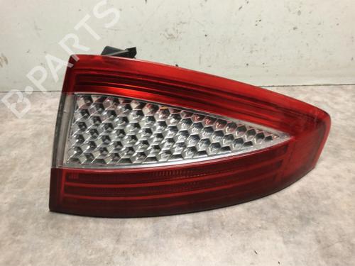 Used Right taillight FORD MONDEO IV (BA7) 2.5 (220 hp) 20618366