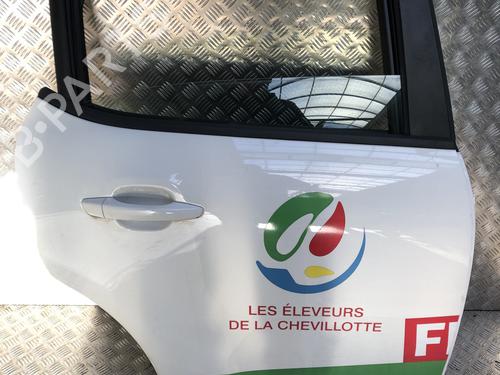 Puerta trasera derecha CITROËN C3 III (SX) 1.5 BlueHDi 100 (SXYHYP, SXYHTU) (102 hp) 32092738