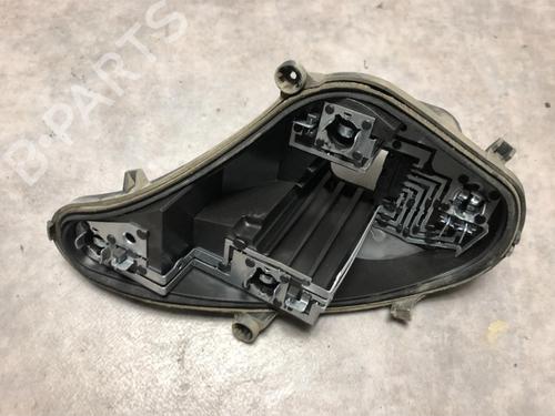 Używane Lampa oświetlenia tablicy rejestracyjnej CITROËN C4 II (NC_) 1.6 HDi 115 (114 hp) 20617746