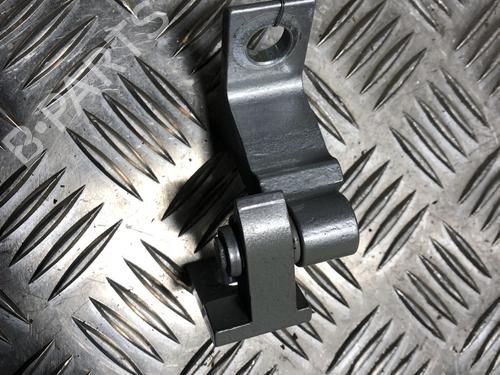 Used Hinge/Door check strap SKODA OCTAVIA III (5E3, NL3, NR3) 1.6 TDI (105 hp) 31201430