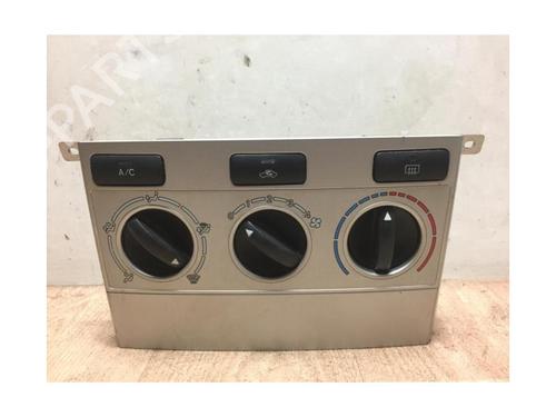 Climate control TOYOTA COROLLA Verso (ZER_, ZZE12_, R1_) 2.0 D-4D (CUR10_, CUR10R) | BP13278189I5 