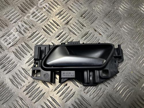 Used Front left interior door handle PEUGEOT 2008 II (UD_, US_, UY_, UJ_, UR_, UC_) 1.5 BlueHDI 100 (102 hp) 31932452