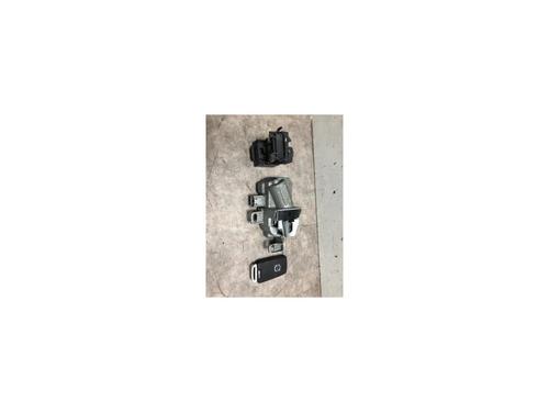 Used Ignition barrel VOLVO V40 Hatchback (525) T2 GTDi (120 hp) 27861610