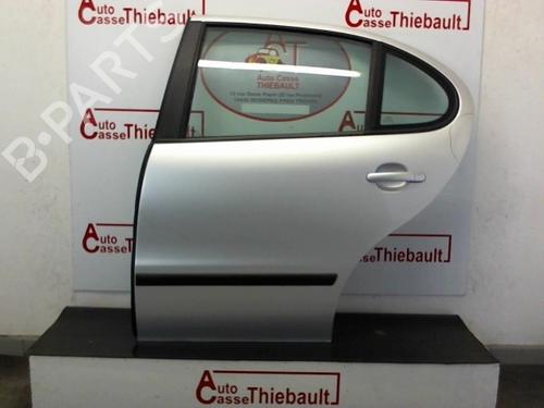 Used Left rear door SEAT LEON (1M1) 1.9 TDI (110 hp) 31201320