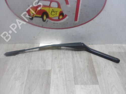 Used Front windshield wiper arm BMW 1 (E87) 118 d (143 hp) 15783931
