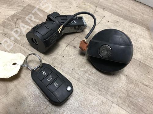 Switch PEUGEOT 208 I (CA_, CC_) 1.2 PureTech 82 | BP23063360I30 - Image 2