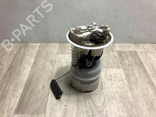 Used Fuel pump RENAULT TWINGO II (CN0_) 1.2 16V (CN04, CN0B) (75 hp) 31243705