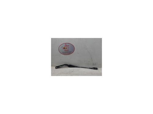 Used Front windshield wiper arm BMW 1 (E87) 116 i (115 hp) 13279508