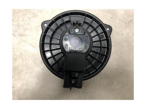 Heater blower motor MITSUBISHI GRANDIS (NA_W) 2.0 DI-D (NA8W) | BP20613694M62 