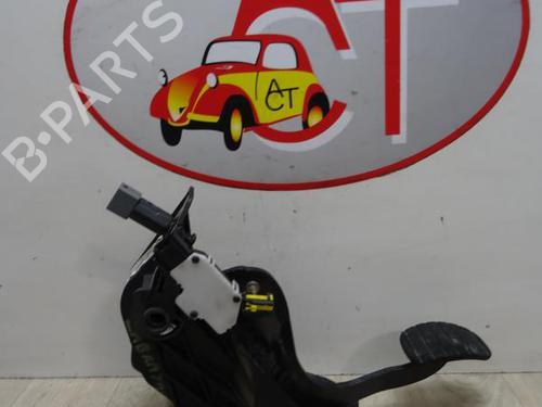 Used Clutch pedal RENAULT VEL SATIS (BJ0_) 2.0 16V Turbo (BJ0K) (163 hp) 12966285