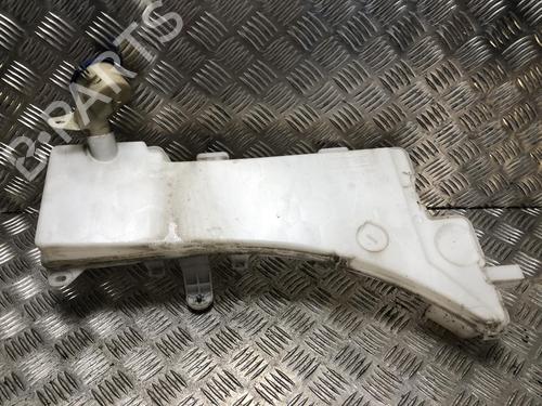 Used Windscreen washer tank PEUGEOT 5008 II (MC_, MJ_, MR_, M4_) 2.0 BlueHDi 150 (MJAHXW, MJAHXH, MJAHXN, MJAHXV, MJAHXG) (150 hp) 31199294