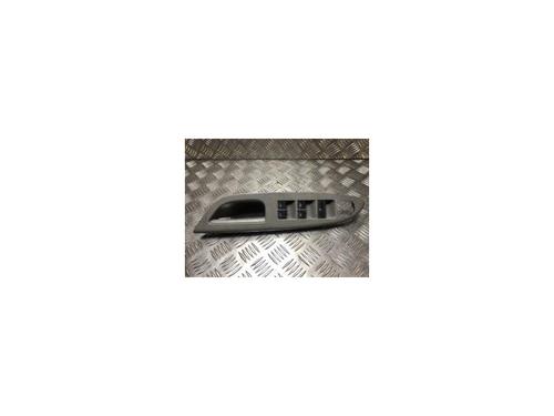 Interrupteur de vitre avant gauche VW EOS (1F7, 1F8) 2.0 TDI (140 hp) 26649881