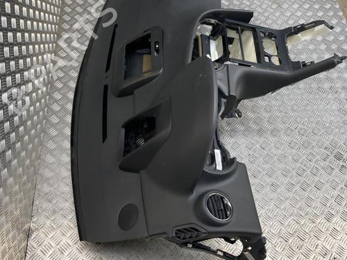 Salpicadero PEUGEOT 3008 I MPV (0U_) 1.6 THP (156 hp) 32660772