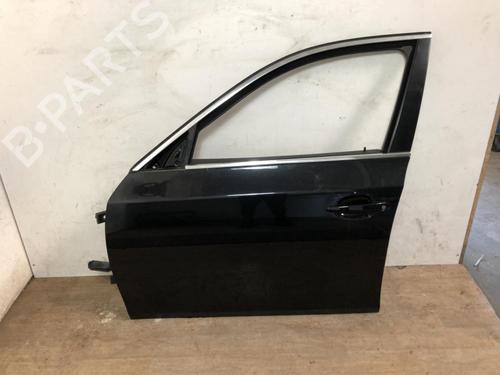 Used Left front door BMW 5 Touring (E61) 525 d (197 hp) 23872881