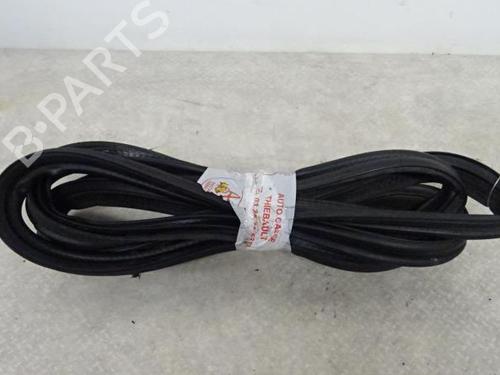 Used Rubber door seal SUBARU IMPREZA Hatchback (GR, GH, G3) 2.0 D AWD (150 hp) 29057023