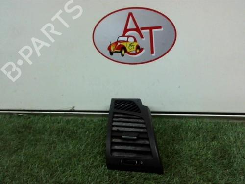 Used Air vent BMW 1 (E87) 118 d (122 hp) 28286802