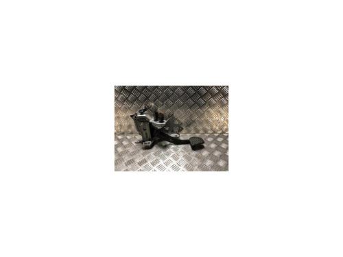 Used Break pedal NISSAN JUKE (F15) 1.5 dCi (110 hp) 27610471