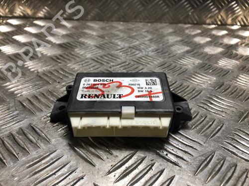 control-unit-renault-megane-iv-hatchback-b9amn_-2015-34415691 main image