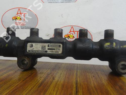 Used Injection rail Injection rail 13037635 13037635