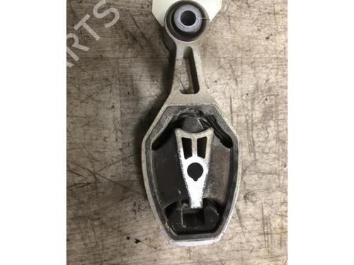 Engine mount PEUGEOT 208 I (CA_, CC_) 1.2 VTI 82 | BP25482181M89