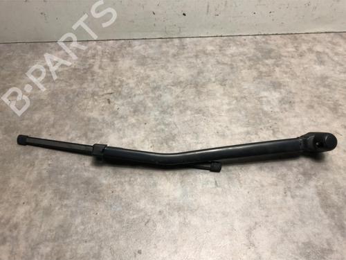 Used Rear windshield wiper arm BMW 1 (E87) 118 d (143 hp) 20617381