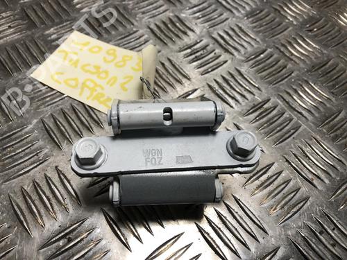 Dørhengsel/Dørstopper HYUNDAI TUCSON (TL, TLE) 1.6 CRDi (136 hp) 31197191