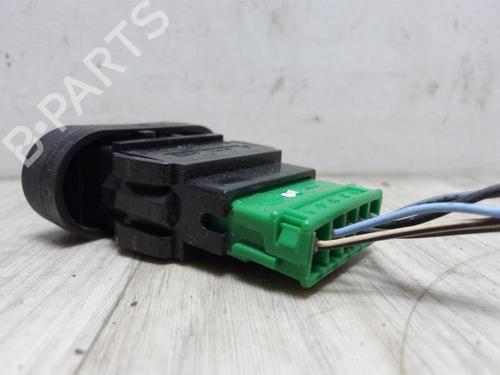 Switch DACIA DUSTER (HS_) 1.5 dCi 4x4 (HSMC, HSMD) | BP20626347I30