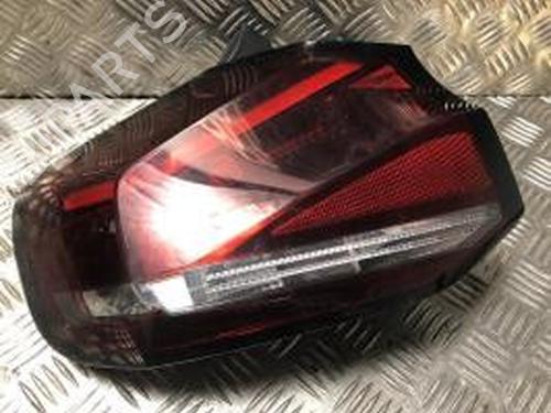 Used Left taillight CITROËN C4 III (BA_, BB_, BC_) ë-C4 (BCZKXC, BZCKSC) (136 hp) 31022157