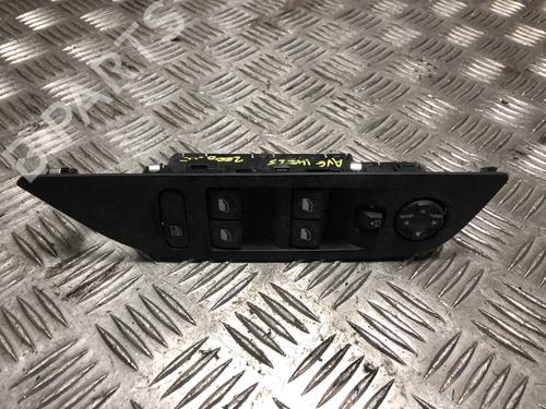 Used Left front window switch Left front window switch PEUGEOT 2008 II (UD_, US_, UY_, UJ_, UR_, UC_) 1.5 BlueHDI 130 (131 hp) 33706298 33706298