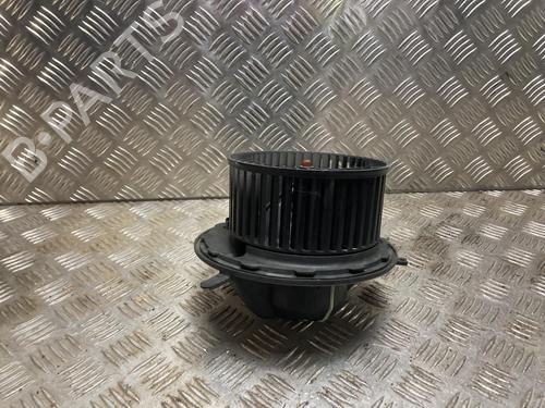 Used Radiator fan BMW X1 (E84) xDrive 20 d (163 hp) 31186651