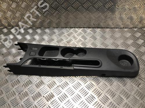 Used Middle console RENAULT CAPTUR I (J5_, H5_) 1.5 dCi 90 (J5N4, J5M5, J5MW, J5M6, J5AL, J5AJ) (90 hp) 31199815