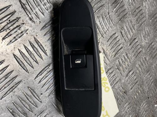 right-front-window-switch-citroen-c4-picasso-i-mpv-ud_-2006-2007-2008-2009-2010-2011-2012-2013-2014-2015-34508464 main image