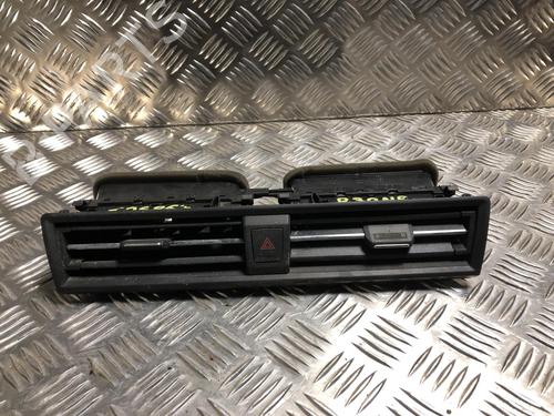 Difusor / Saída de ar SEAT ARONA (KJ7, KJP) 1.0 TSI (116 hp) 31244921