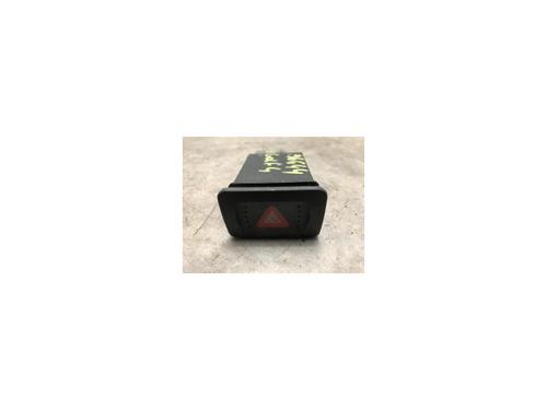 Used Warning switch VW GOLF IV (1J1) 1.9 SDI (68 hp) 25305703