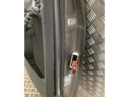 Left rear door VW TOURAN (1T1, 1T2) 2.0 TDI 16V | BP25915947C4 