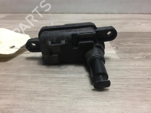 Used Switch VW PASSAT B8 Variant (3G5, CB5) 2.0 TDI 4motion (190 hp) 23034273