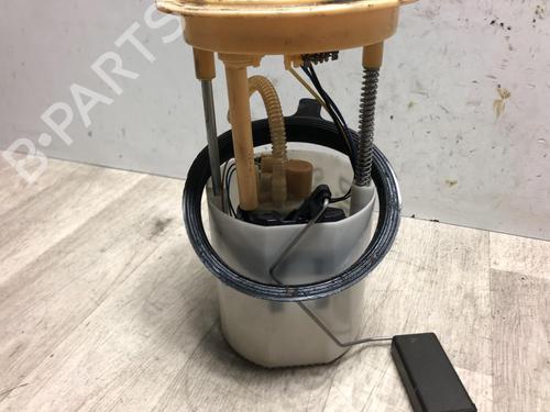 Bränslepump VW GOLF VI (5K1) 2.0 TDI (140 hp) 31196052