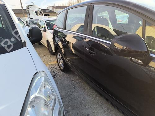 Right front steering knuckle PEUGEOT 5008 (0U_, 0E_) 1.6 HDi | BP31199193M26 